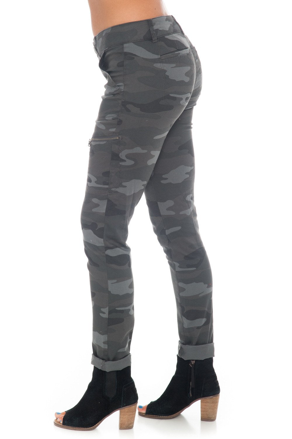 Jean - Absolution Zip Utility by Democracy - 2
